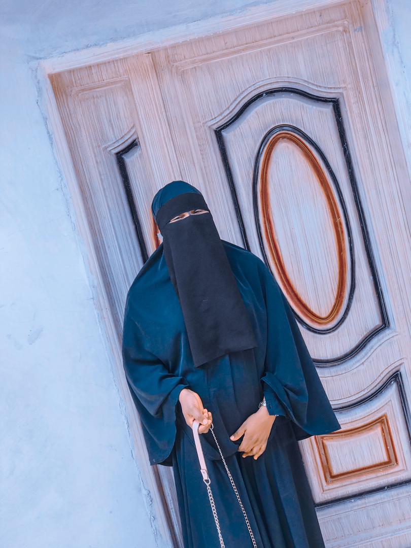 Ayisa1996mudathir@gmail.com